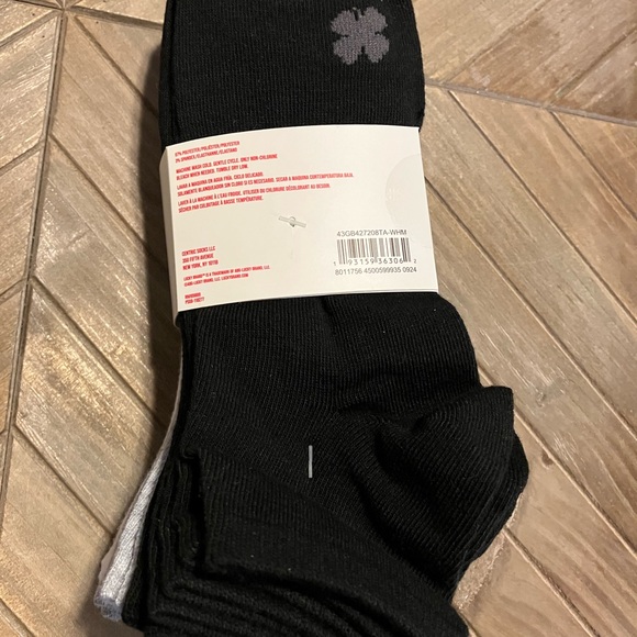 🌸Lucky Brand Quarter Socks - Picture 3 of 6